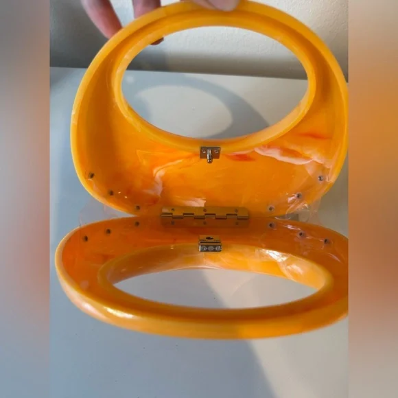 Orange Acrylic top handle bag - Picture 6 of 7